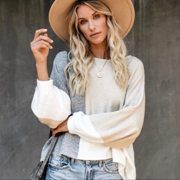 Vici Sweaters - VICI COLOR BLOCK SWEATER